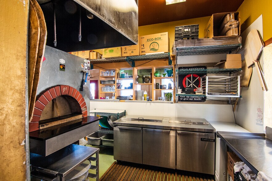 More Photos Of 810 Port Road, Point Arena Restaurant For Sale
