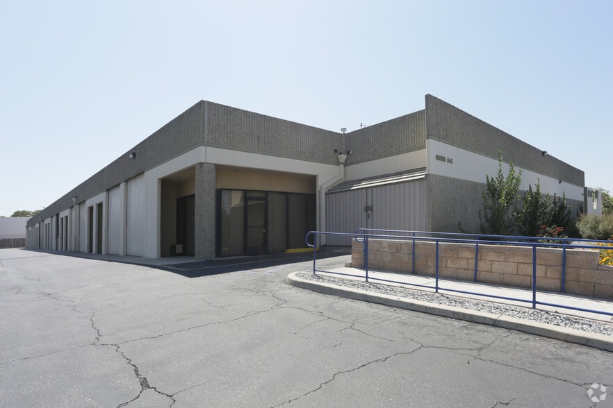 More Photos Of 8939 Vernon Ave, Montclair Warehouse For Lease