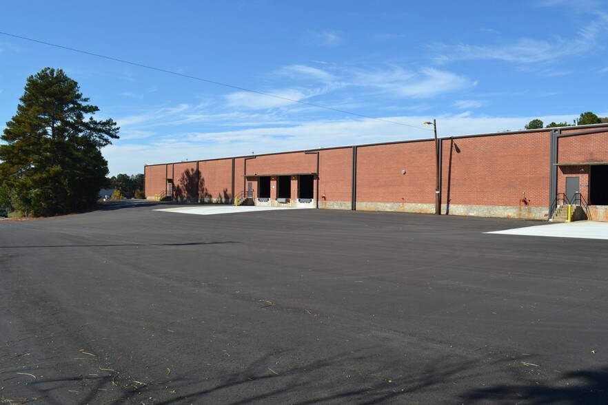 More Photos Of 1950 Lithonia Industrial Blvd, Lithonia Distribution For Lease