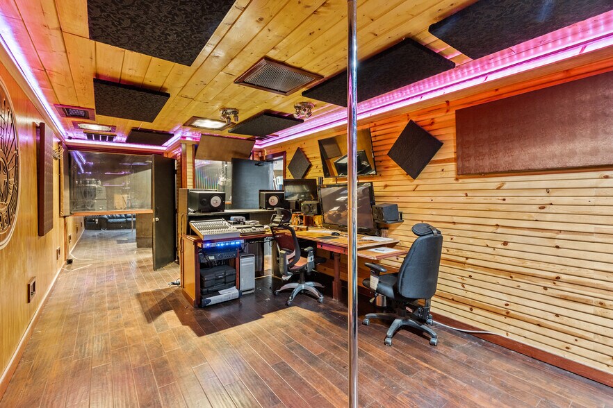 More Photos Of , Chico Unknown For Sale