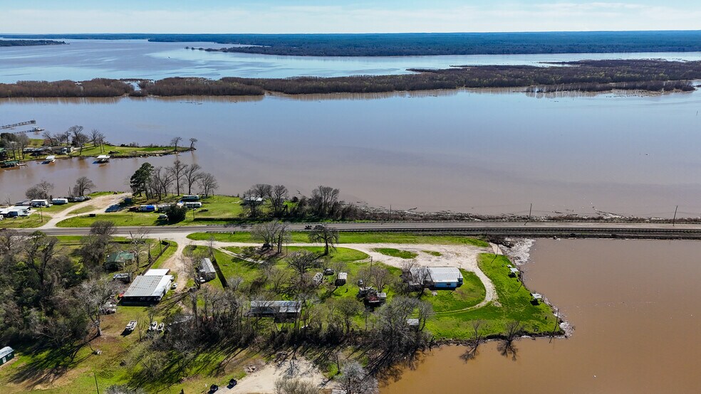 More Photos Of 116 Steinback Ave, Trinity Marina For Sale