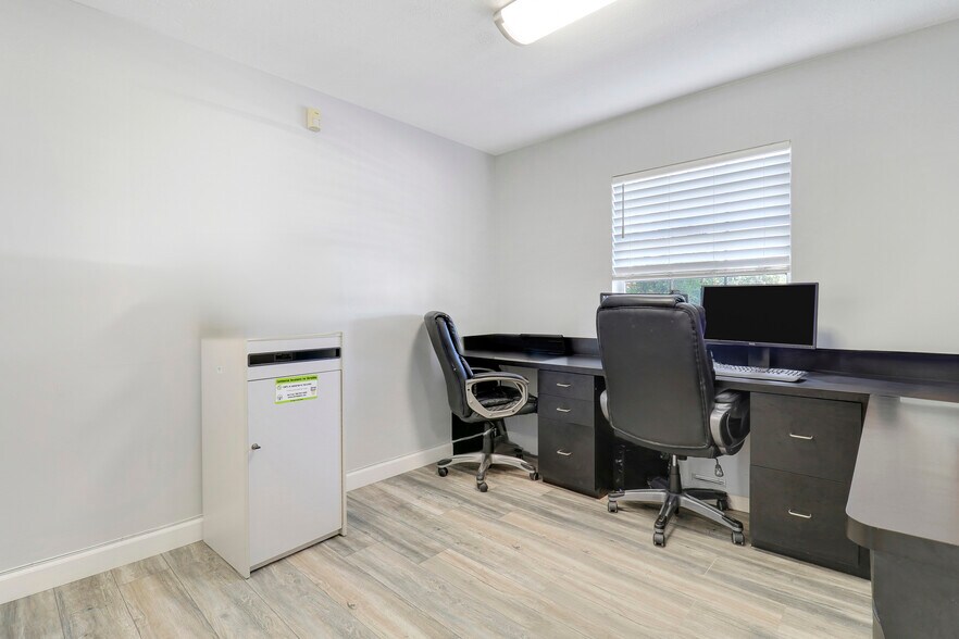 More Photos Of 1791 SE Port St Lucie Blvd, Port Saint Lucie Medical For Sale