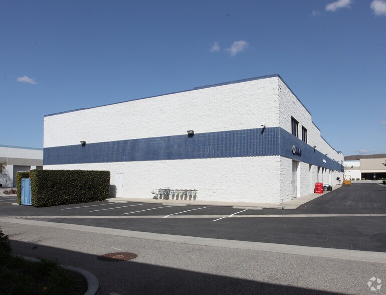 More Photos Of 5285 Kazuko Ct, Moorpark Flex For Lease