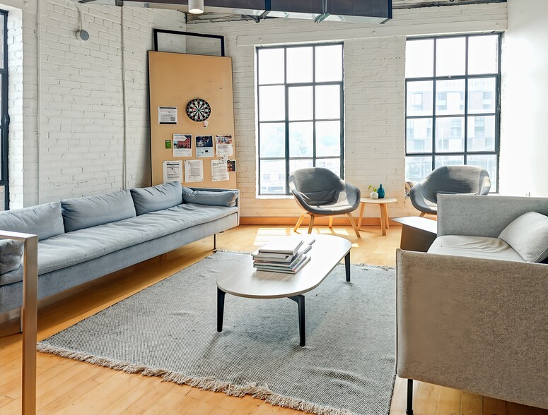 More Photos Of 1655 Dupont St, Toronto Flex For Sale