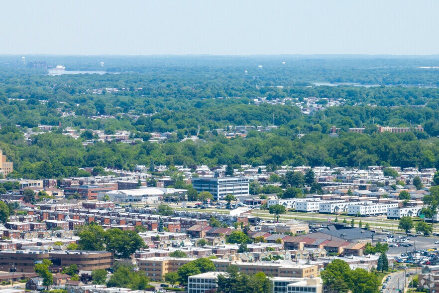 More Photos Of 8001 Roosevelt Blvd, Philadelphia Medical For Lease