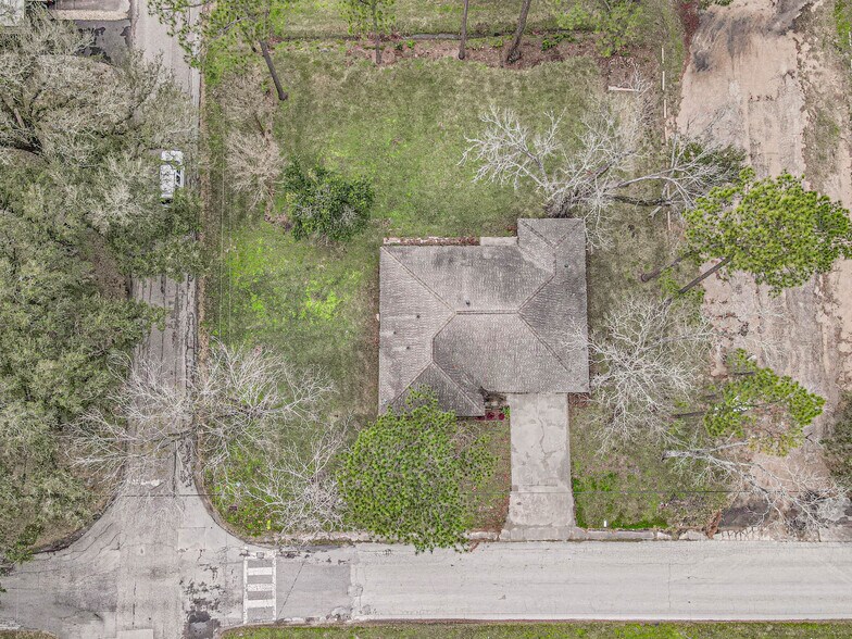 More Photos Of 2834 Pansy St, Pasadena Office Residential For Sale