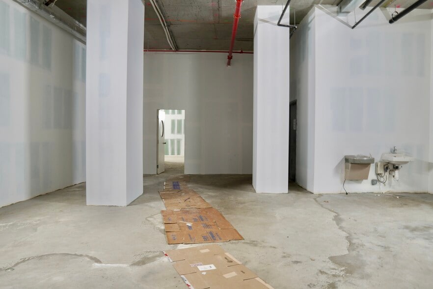 More Photos Of 136-18 Maple Ave, Flushing Apartments For Lease