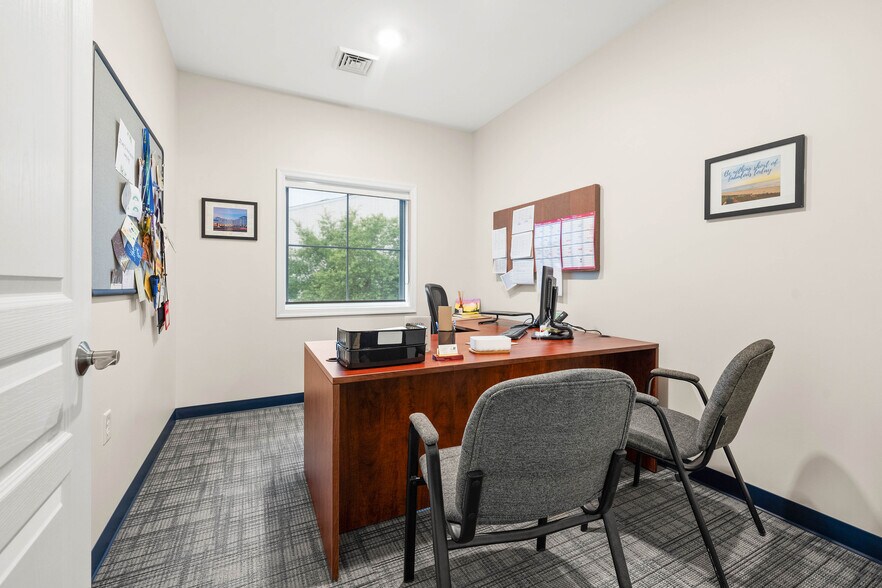 More Photos Of 12800 Hospitality Way, Ocean City Office For Sale