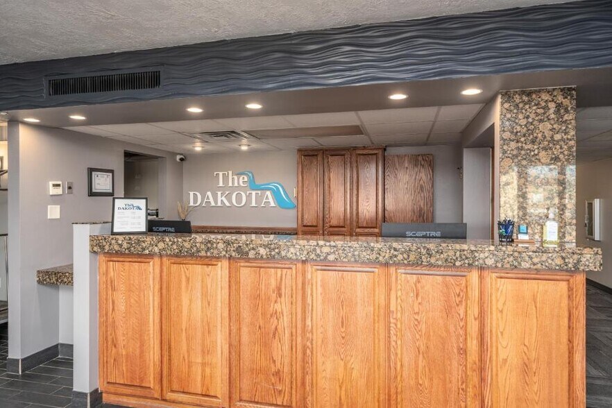 More Photos Of 3200 W Russell St, Sioux Falls Hotel For Sale