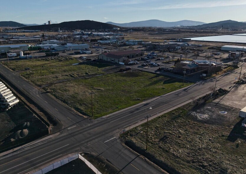 More Photos Of 0 Broadmore St, Klamath Falls Land For Sale