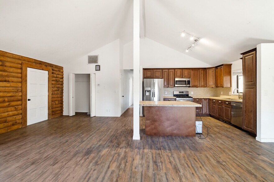 More Photos Of 2500 Cold Springs Rd, Prescott Lodge Meeting Hall For Sale