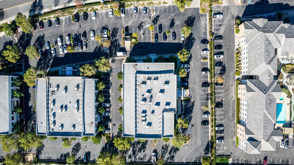 More Photos Of 6 Orchard Rd, Lake Forest Office For Sale