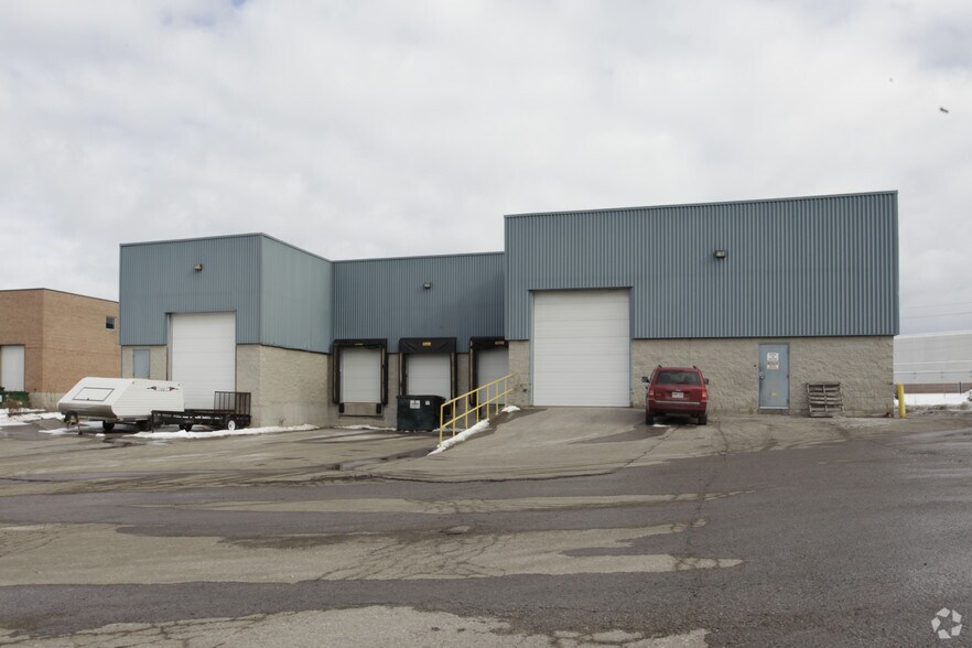 More Photos Of 100 Harry Walker Pky, Newmarket Warehouse For Sale