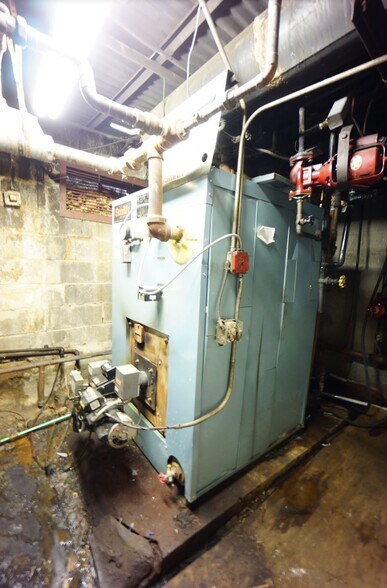 More Photos Of 376-380 McLean Ave, Yonkers Apartments For Sale