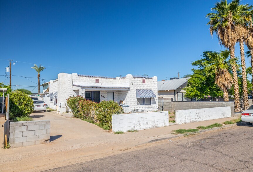 Primary Photo Of 2336 N 11th St, Phoenix Apartments For Sale
