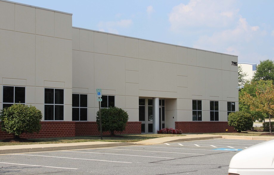 More Photos Of 7195 Troy Hill Dr, Elkridge Flex For Lease