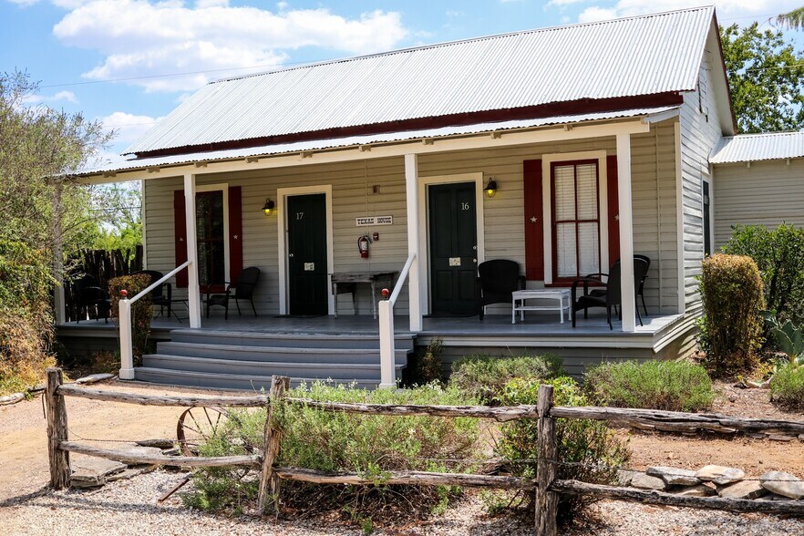 More Photos Of 830, 832, & 870 Gruene Road, New Braunfels Land For Sale