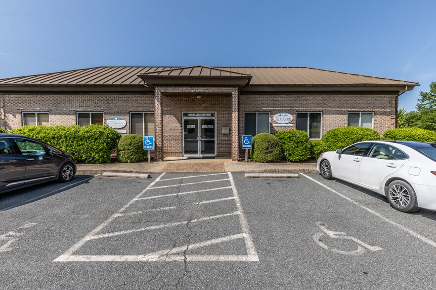 More Photos Of 1410 Incarnation Dr, Charlottesville Medical For Sale