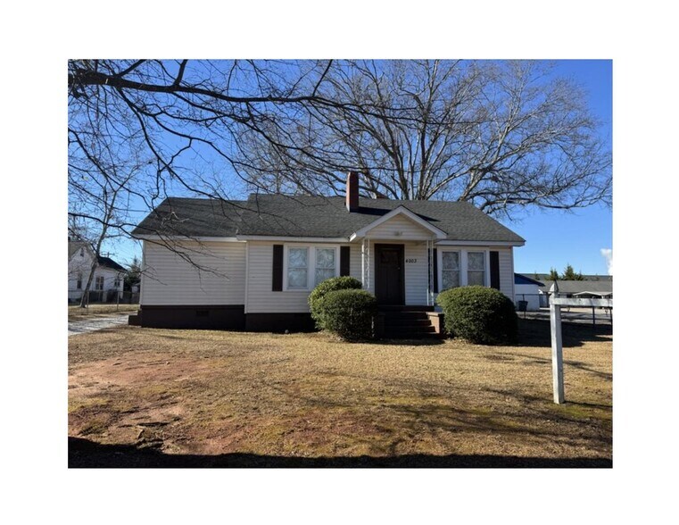 More Photos Of 4003 Old Buncombe Rd, Greenville Office Residential For Sale