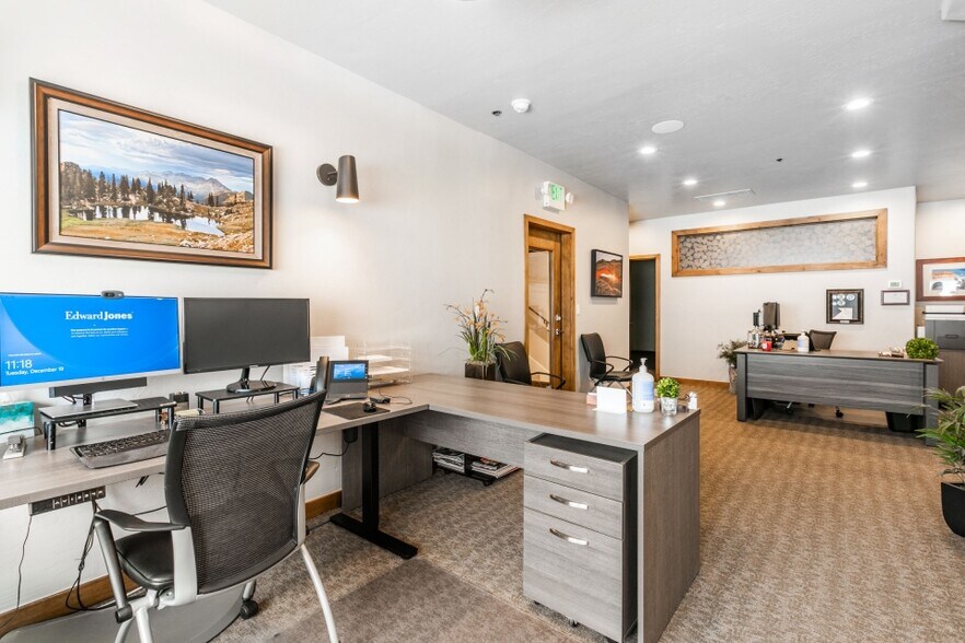 More Photos Of 1920 Prospector Ave, Park City Office For Sale