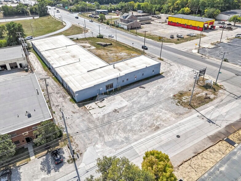 More Photos Of 2140 S High St, Columbus Storefront Retail Office For Lease