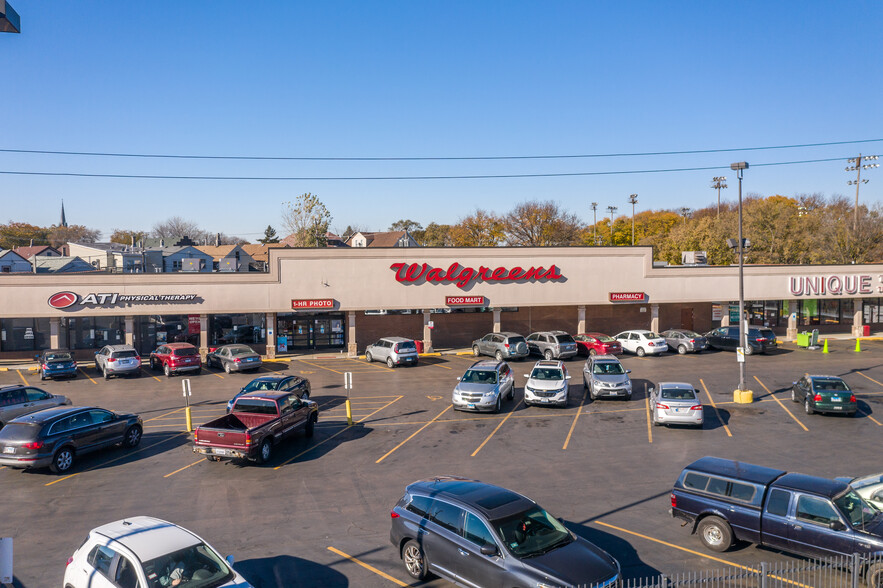 Primary Photo Of 3000-3048 S Halsted St, Chicago Unknown For Lease