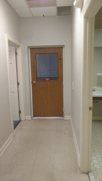 More Photos Of 201 Production Dr, Yorktown Distribution For Lease