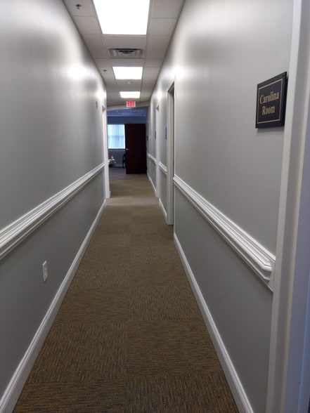 More Photos Of 2919 Breezewood Ave, Fayetteville Office For Sale