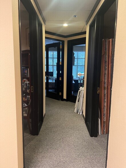 More Photos Of 588 San Ramon Valley Blvd, Danville Office Residential For Lease