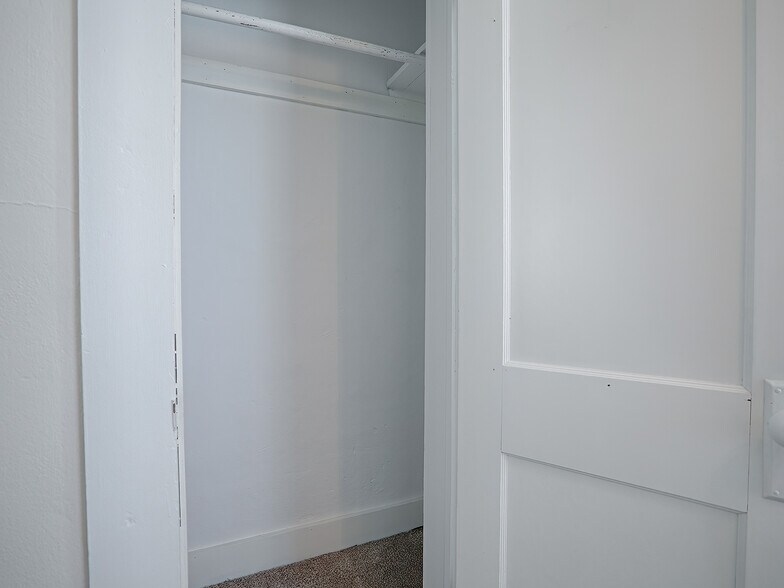 More Photos Of 422 E Citrus Ave, Eustis Multifamily For Sale