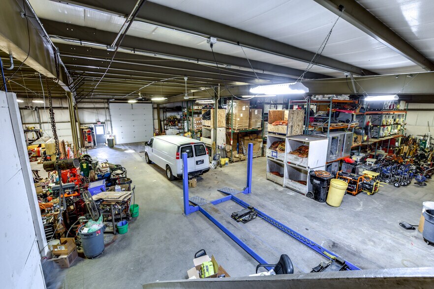 More Photos Of 220 Raemisch Rd, Waunakee Warehouse For Sale