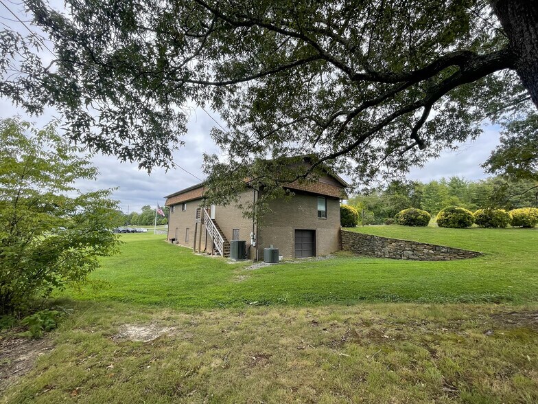 More Photos Of 360 Cane Creek Rd, Fletcher Office Residential For Sale