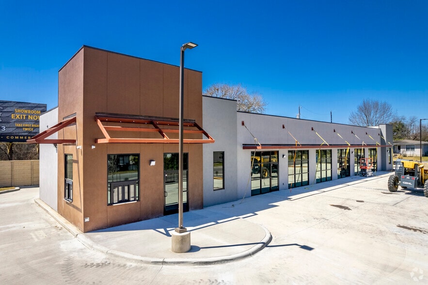 Primary Photo Of 1430 Unicorn Ave, New Braunfels Storefront For Lease