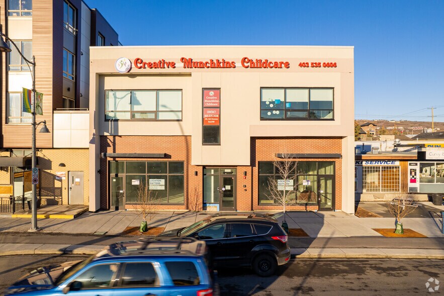 More Photos Of 4623 Bowness Rd NW, Calgary Storefront Retail Office For Lease