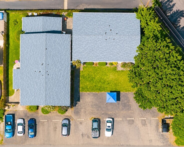 More Photos Of 5024 18th Ave SE, Lacey Multifamily For Sale
