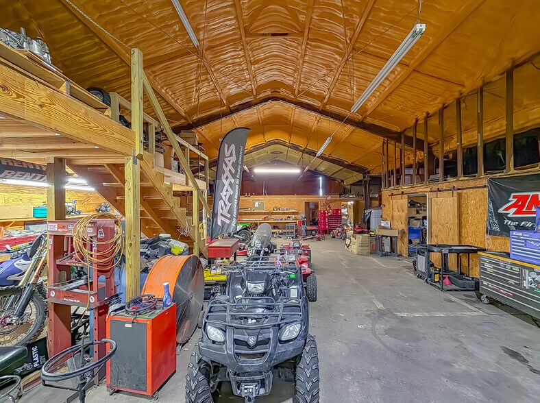 More Photos Of 1204 Dothan Rd, Bainbridge General Retail For Sale