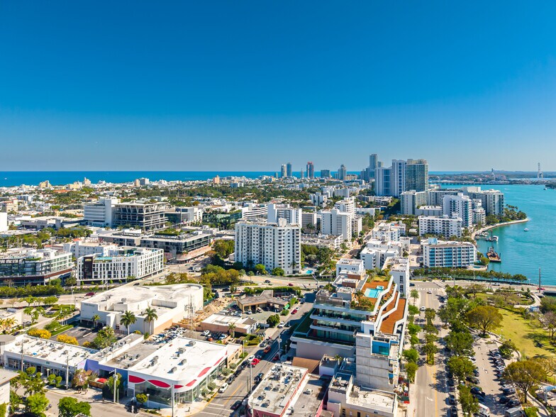 More Photos Of 1400 20th St, Miami Beach Storefront Retail Office For Lease