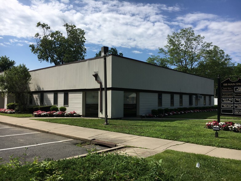 Primary Photo Of 108 Main St, Oceanport Medical For Lease