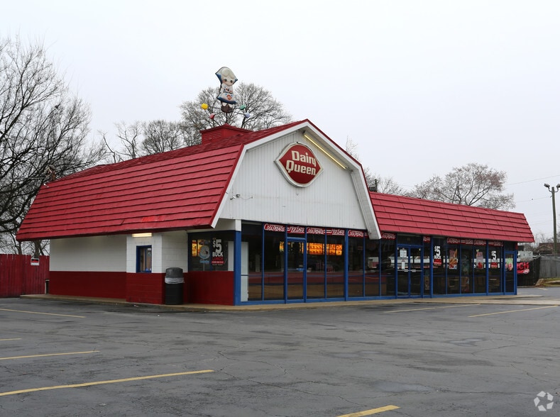 More Photos Of 410 NE North Ave, Atlanta Fast Food For Sale