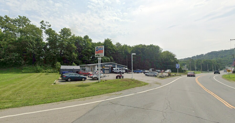 More Photos Of 1603 NY-52, Fishkill Auto Repair For Sale
