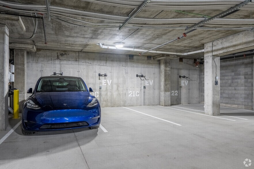 More Photos Of 695 Grand Ave, Saint Paul Apartments For Lease