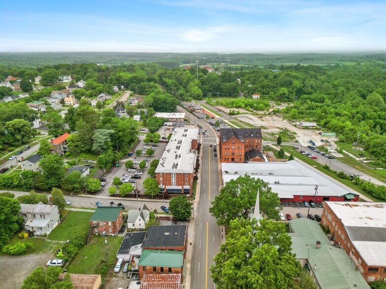 More Photos Of 215 W 3rd St, Farmville General Retail For Sale