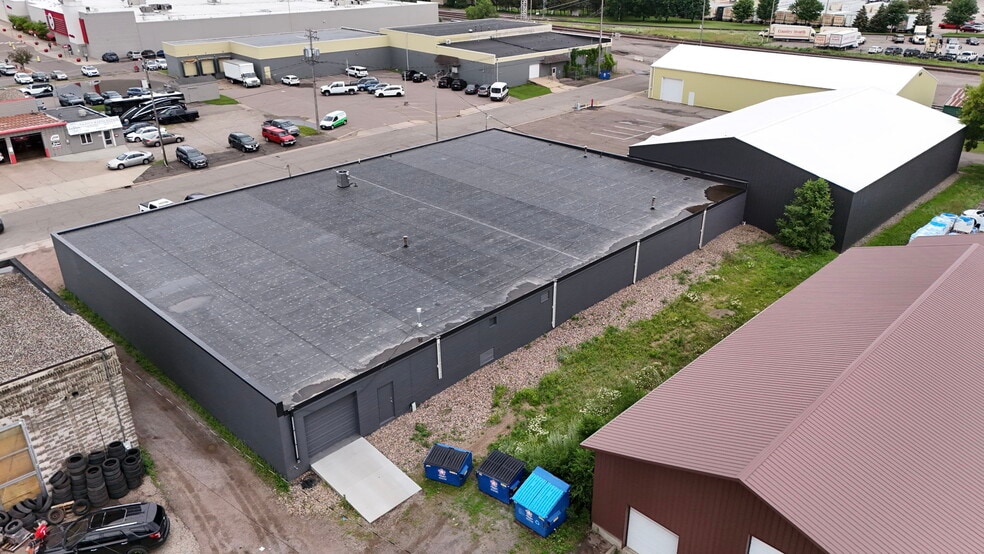More Photos Of 585 1st St SE, Saint Cloud Warehouse For Sale