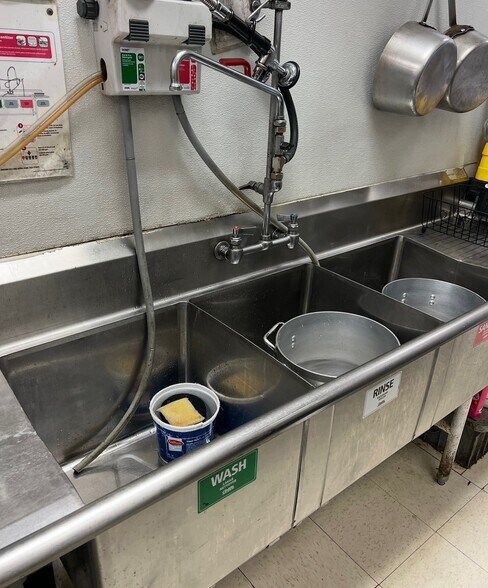 More Photos Of 13609 Carrollton Blvd, Carrollton General Retail For Sale