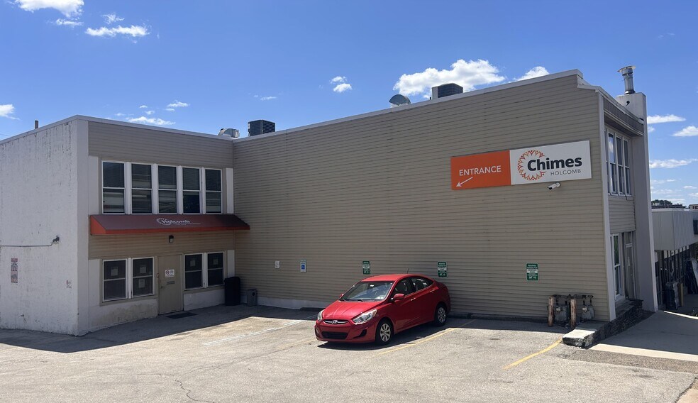Primary Photo Of 225 S 69th St, Upper Darby Township Office For Sale