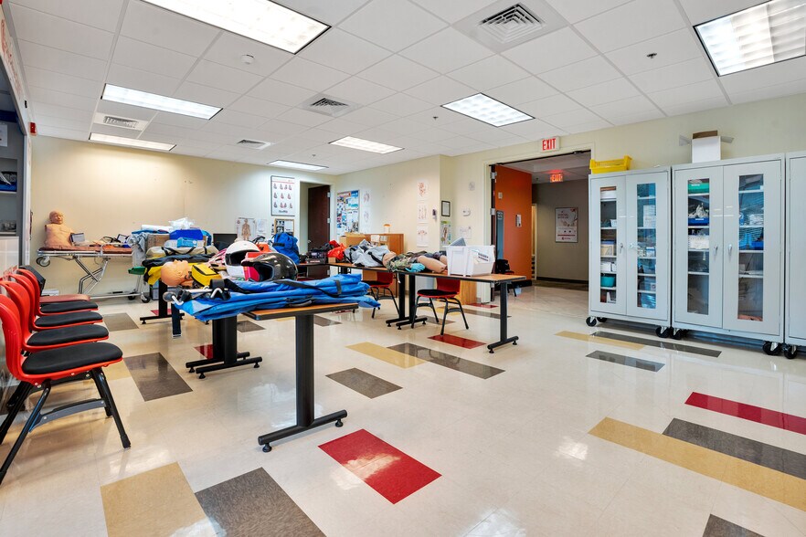 More Photos Of 177 Montgomery Rd, Altamonte Springs Medical For Sale