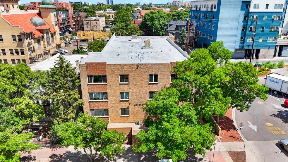 Primary Photo Of 1550 Pennsylvania St, Denver Apartments For Sale
