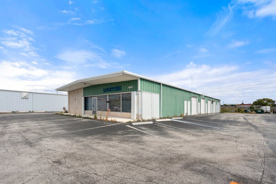 More Photos Of 1620 Cypress Dr, Jupiter Warehouse For Sale