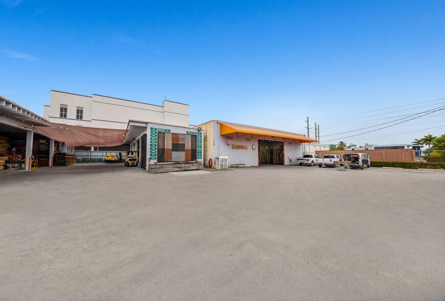 More Photos Of 7185-7165 NW 77TH ter, Medley Industrial For Sale