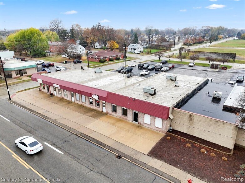 More Photos Of 30958-30960 Ford Rd, Garden City Storefront For Lease